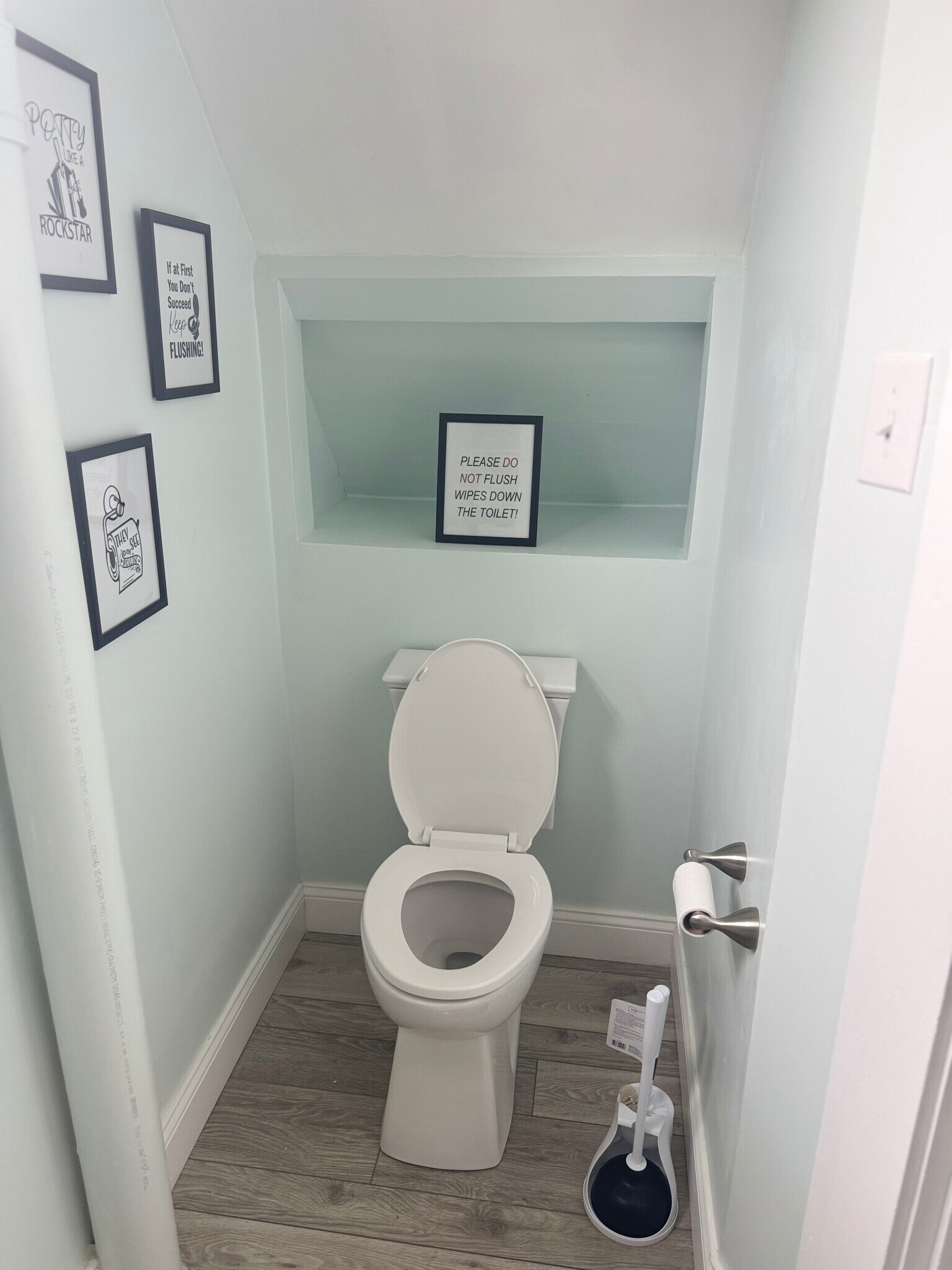 Building Photo - 919 Summer St