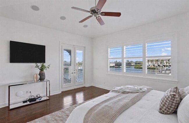 Building Photo - 4130 Causeway Vista Dr