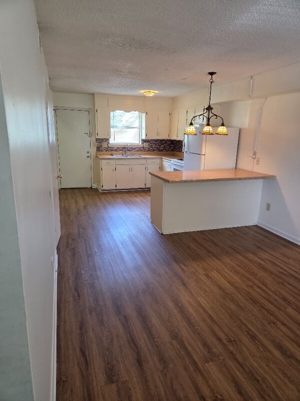 Building Photo - 1511 Medland Rd NW