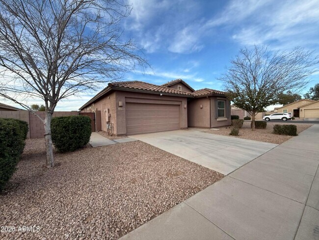 Building Photo - 2372 E Dust Devil Dr