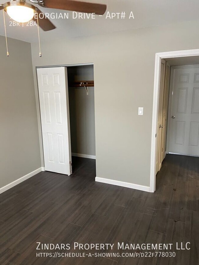 Building Photo - Newly Remodeled two bedroom 1.5 bath suite...