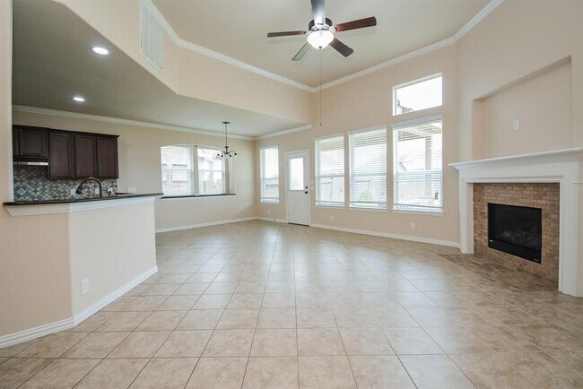 Building Photo - 19335 Stable Meadow Dr