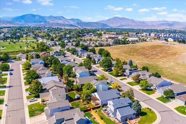 Building Photo - Evolve Real Estate: Meticulously Maintained 3 Bed RANCH Home with Deck and Pergola Available Sept 1!