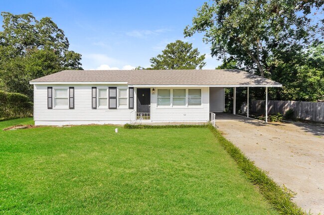 Building Photo - 1676 Hurley Cir
