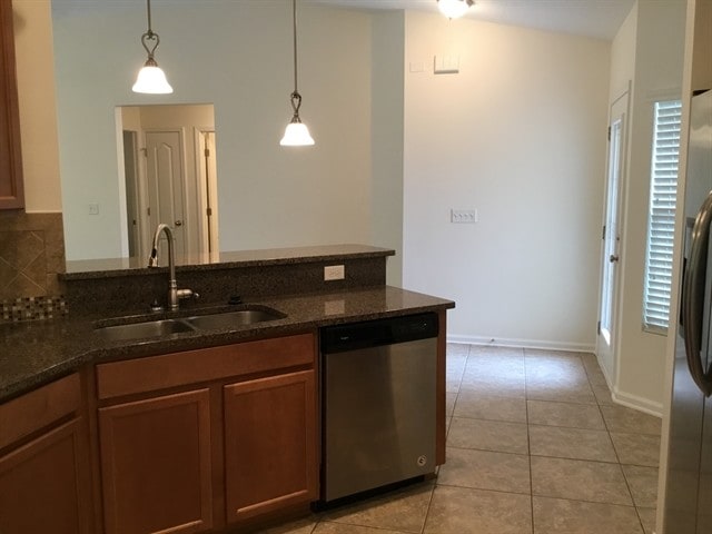 Building Photo - 216 W Jayce Wy