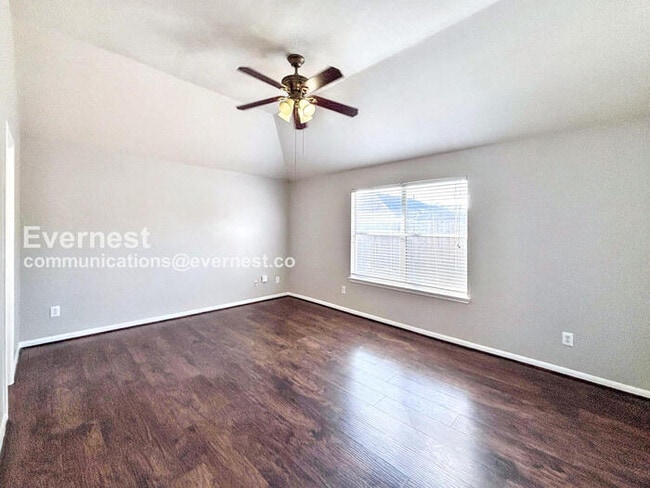 Building Photo - 25407 Barmby Dr