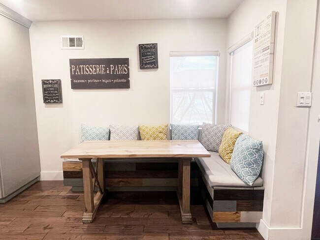 Building Photo - 14717 Terryknoll Dr