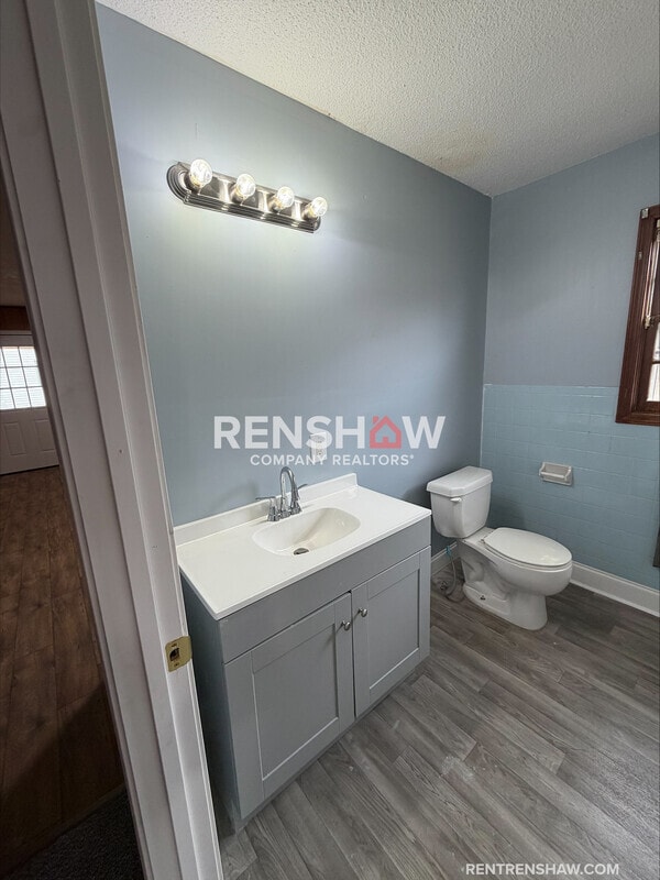 Building Photo - 179 W Main St