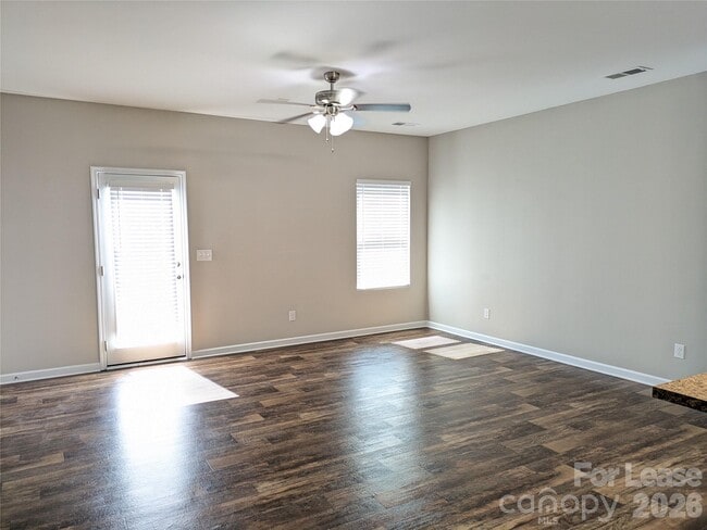 Building Photo - 110 E Neel Ranch Rd