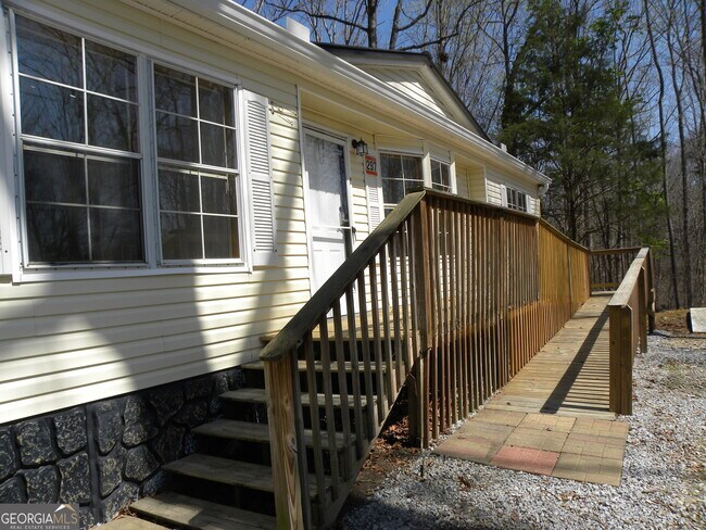 Building Photo - 297 Bell Acres Rd