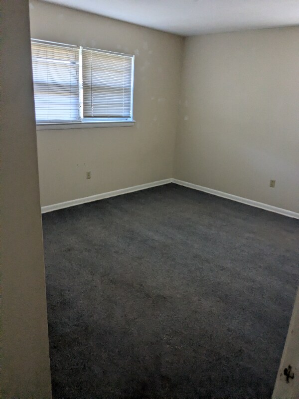 Building Photo - 1561 Repoll Rd