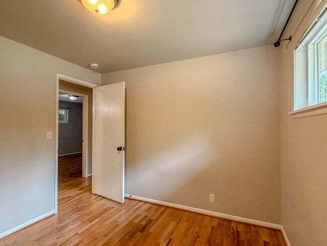 Building Photo - 5414 Firwood Dr