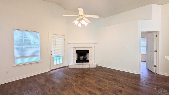 Building Photo - 6335 Mers Ln