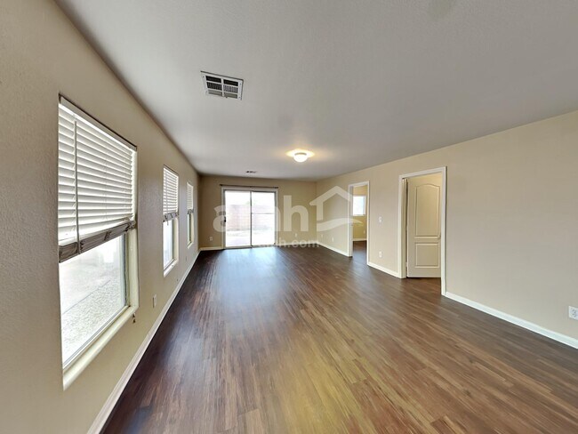 Building Photo - 8318 Brilliant Ruby Ct