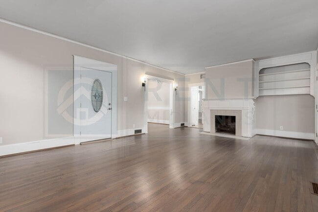 Building Photo - 2903 Trenholm Rd