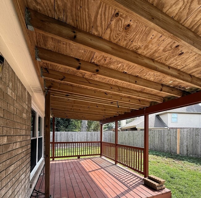 Building Photo - 5730 Forest Timbers Dr