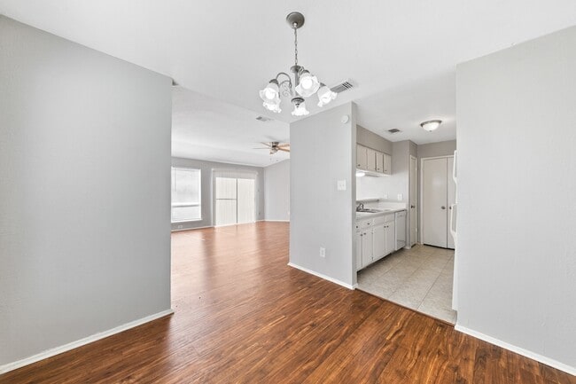 Building Photo - 10635 Autumn Meadow Ln