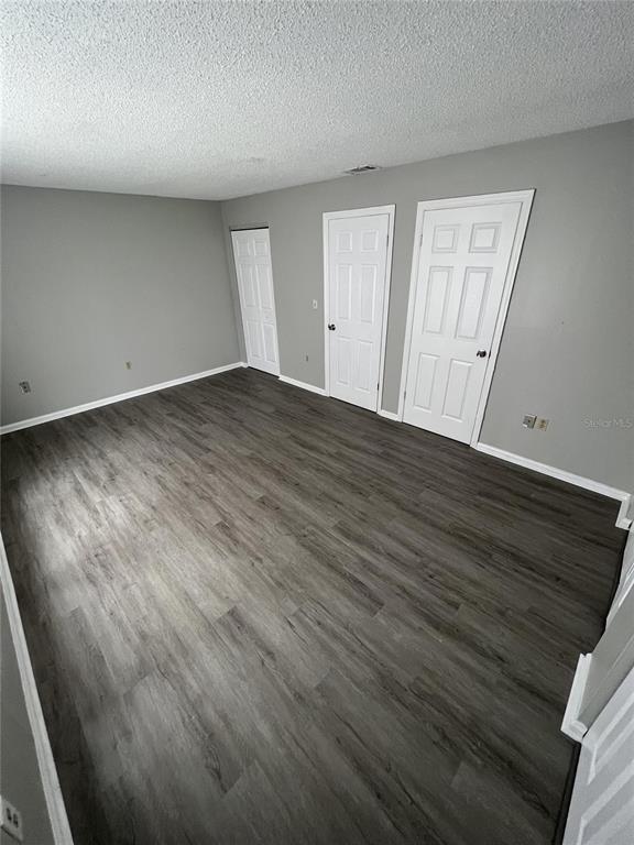 Building Photo - 1802 Barton Dr