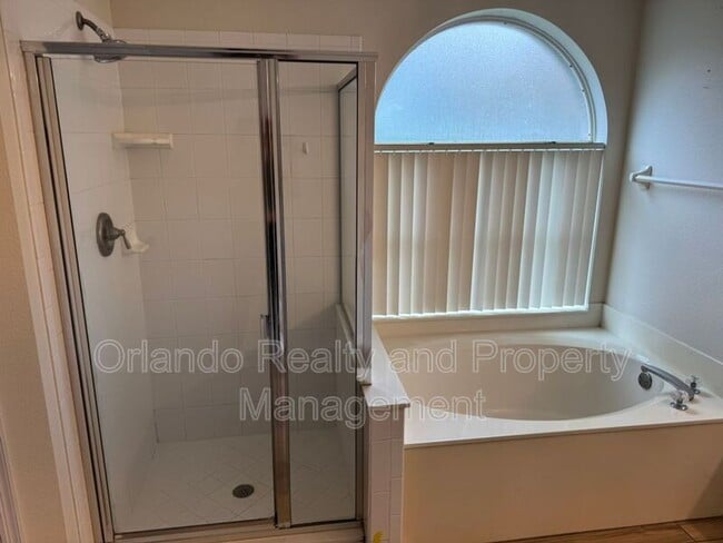 Building Photo - 2814 River Ridge Dr