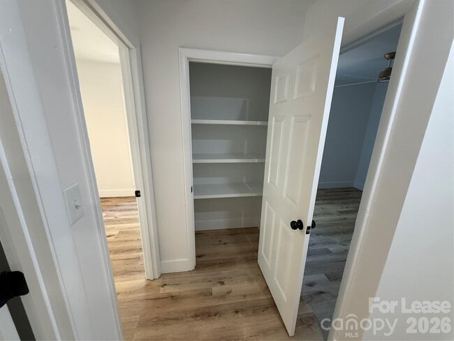 Building Photo - 1416 N Davidson St