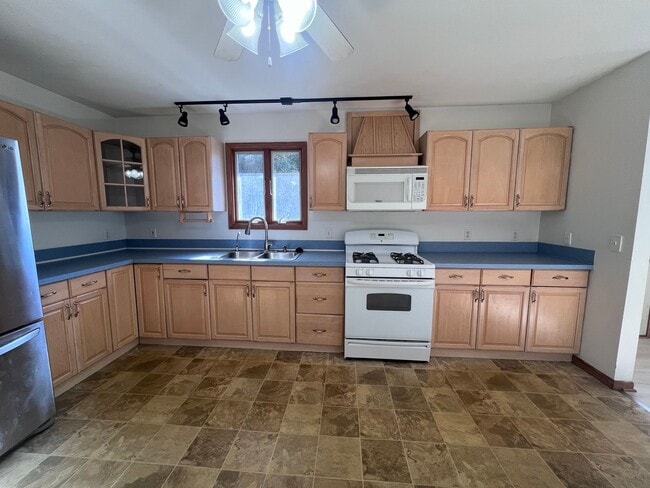 Building Photo - 3 Bedroom Home in Middleville