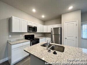 Building Photo - 7814 Savannah Brooks