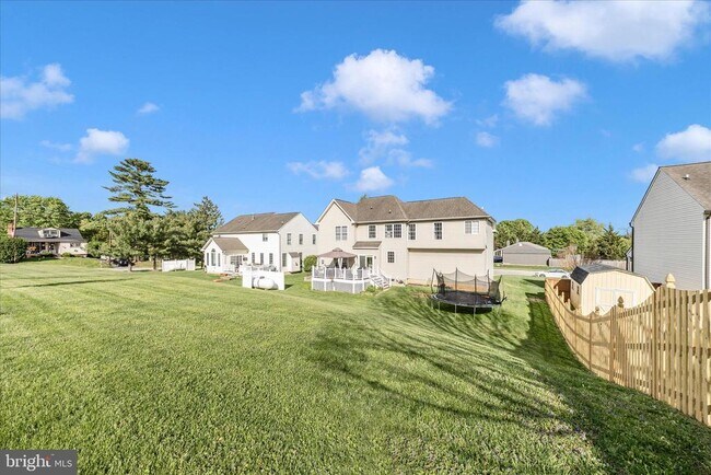 Building Photo - 1504 Larel Ct