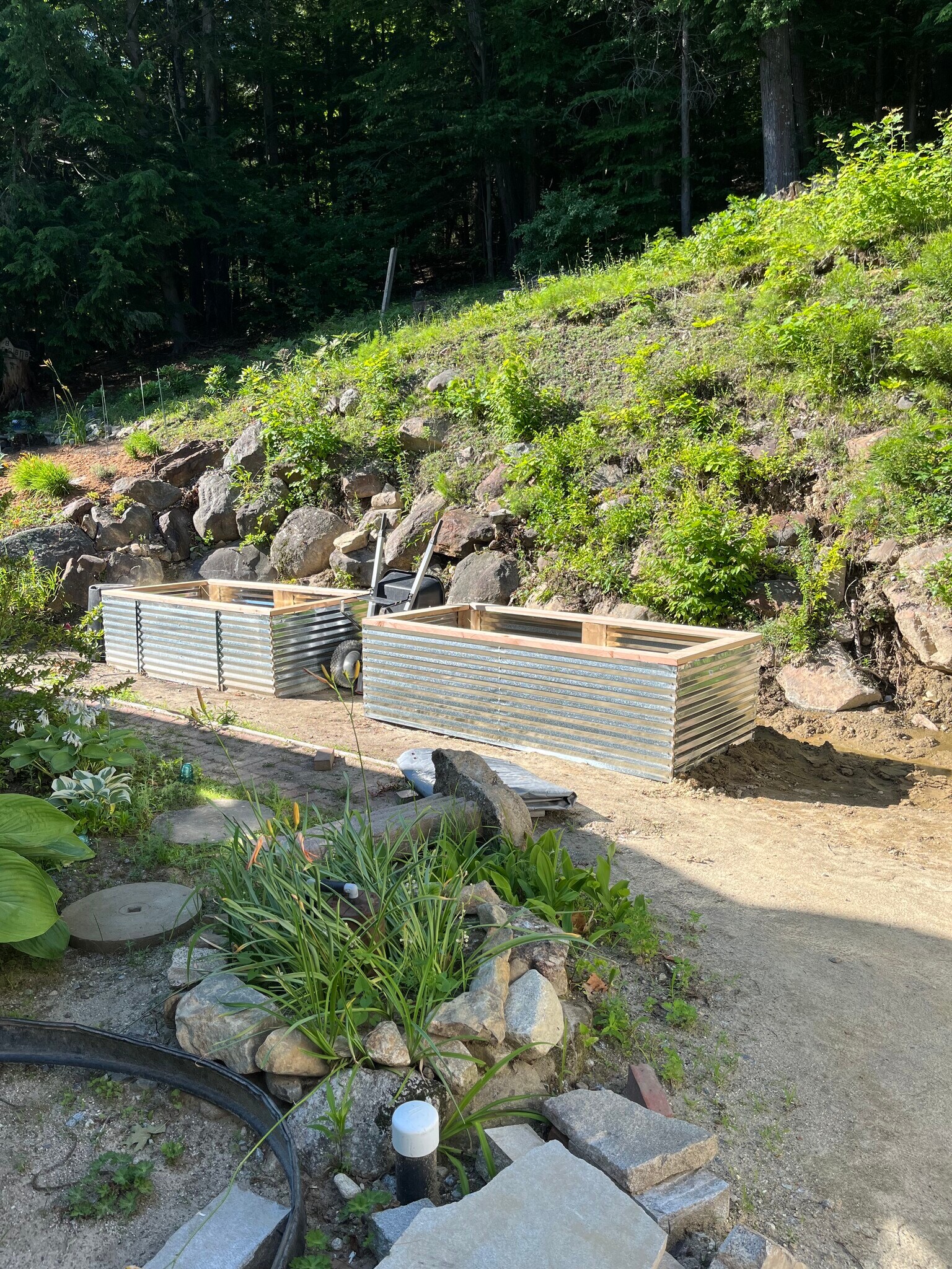 Building Photo - 326 Reservoir Dr