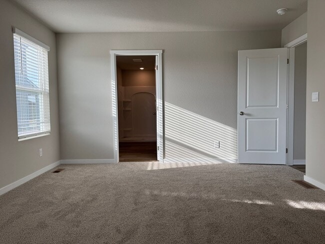 Building Photo - Never-Lived-In 4-Bedroom Ranch with Finished Basement Near Offutt AFB