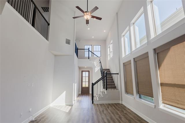 Building Photo - 14441 Balmoral Pl
