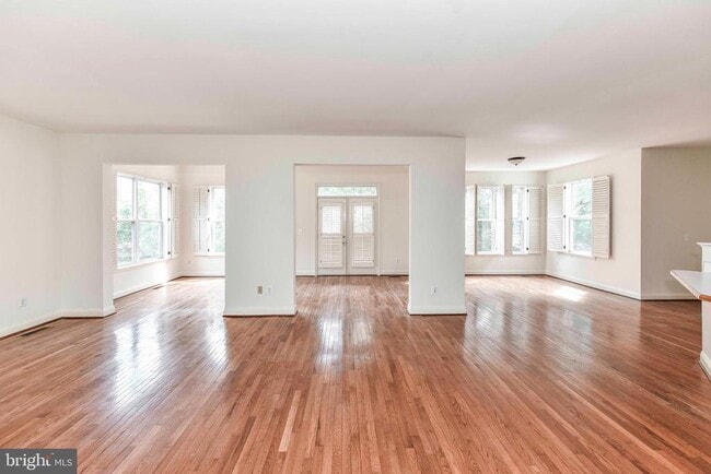 Building Photo - 3105 White Daisy Pl