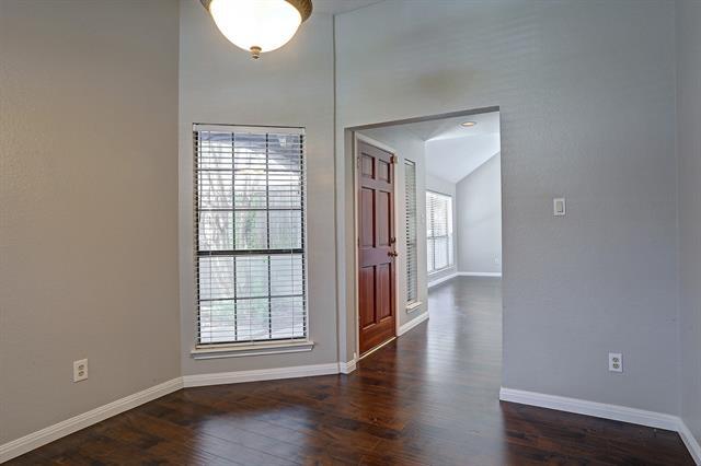 Building Photo - 3852 Beaumont Ln