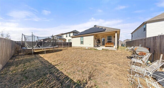 Building Photo - 312 Bougainvillea Lp