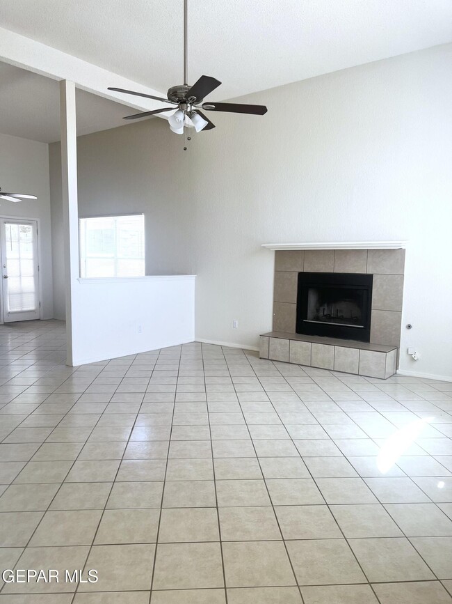 Building Photo - 7317 Desierto Azul Dr