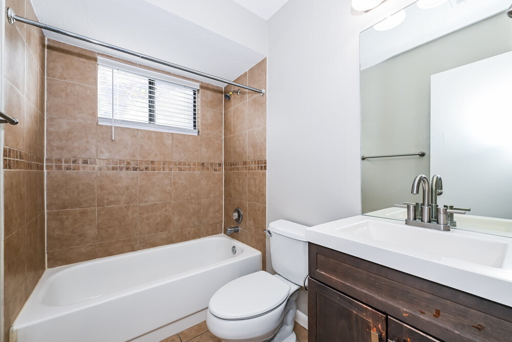 Building Photo - 11548 Treasury Cir S