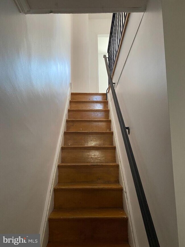 Building Photo - 5110 Reno St