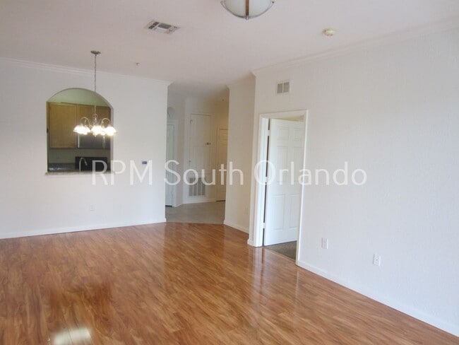 Building Photo - 8660 Buccilli Dr