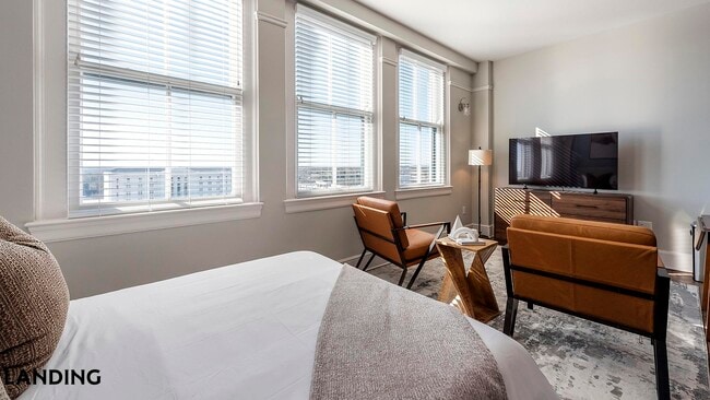 Building Photo - 187 N Church St