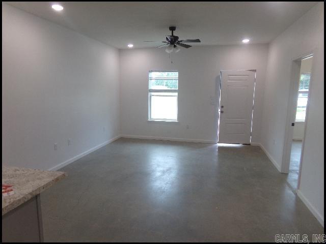 Building Photo - 41 Green Valley Loop