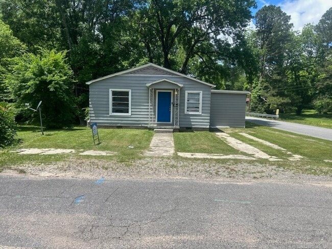 Primary Photo - 1604 Texas St