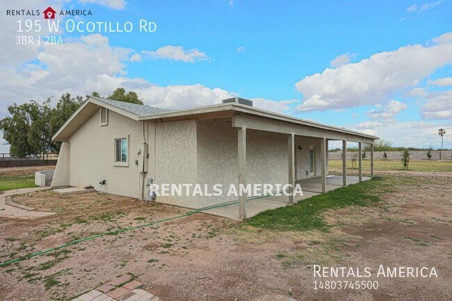 Building Photo - 3 ACRE Horse Property with 3bed 2 bath Hom...