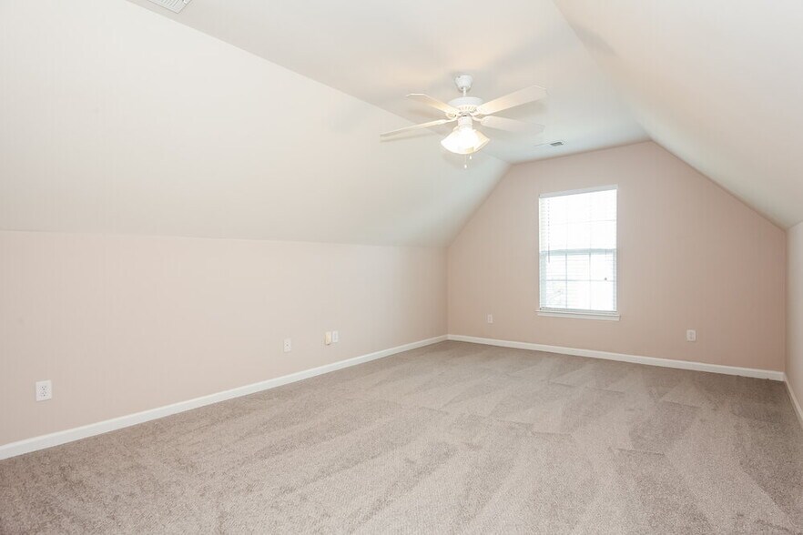 Building Photo - 3062 Clover Rd NW