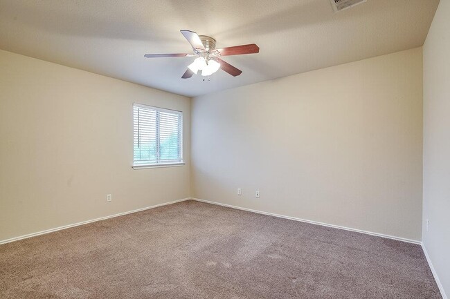 Building Photo - 3237 Arroyo Bluff Ln