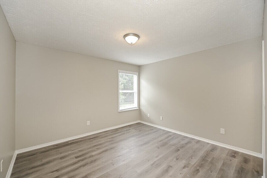 Building Photo - 5625 Dory Dr