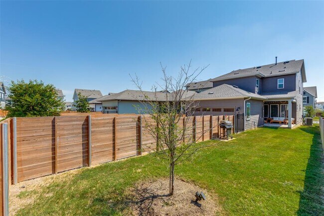 Building Photo - 5808 Rangeland Rd