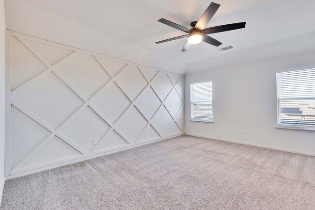Building Photo - 18512 Quiet Range Dr