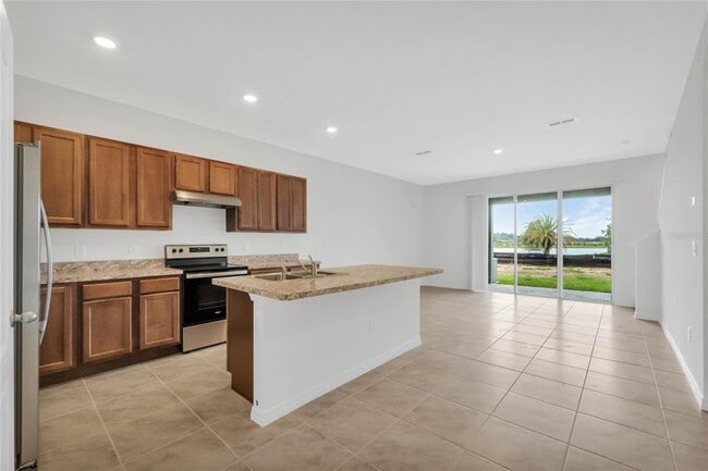 Building Photo - 1117 Blue Jay Dr