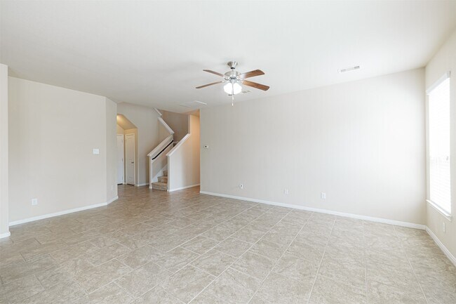 Building Photo - 25322 Saddlebrook Ranch Dr