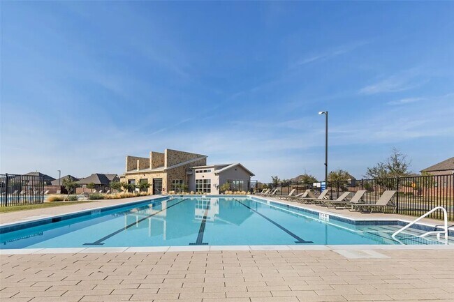 Building Photo - 3600 Highland Bayou Dr