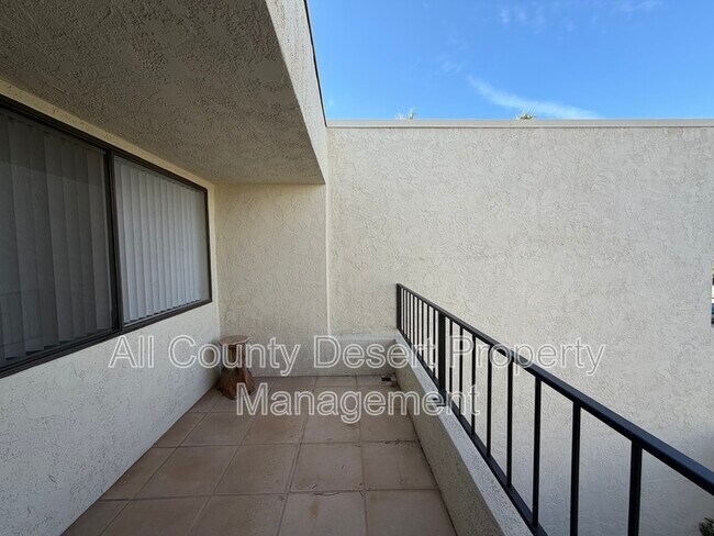 Building Photo - 73340 Shadow Mountain Dr